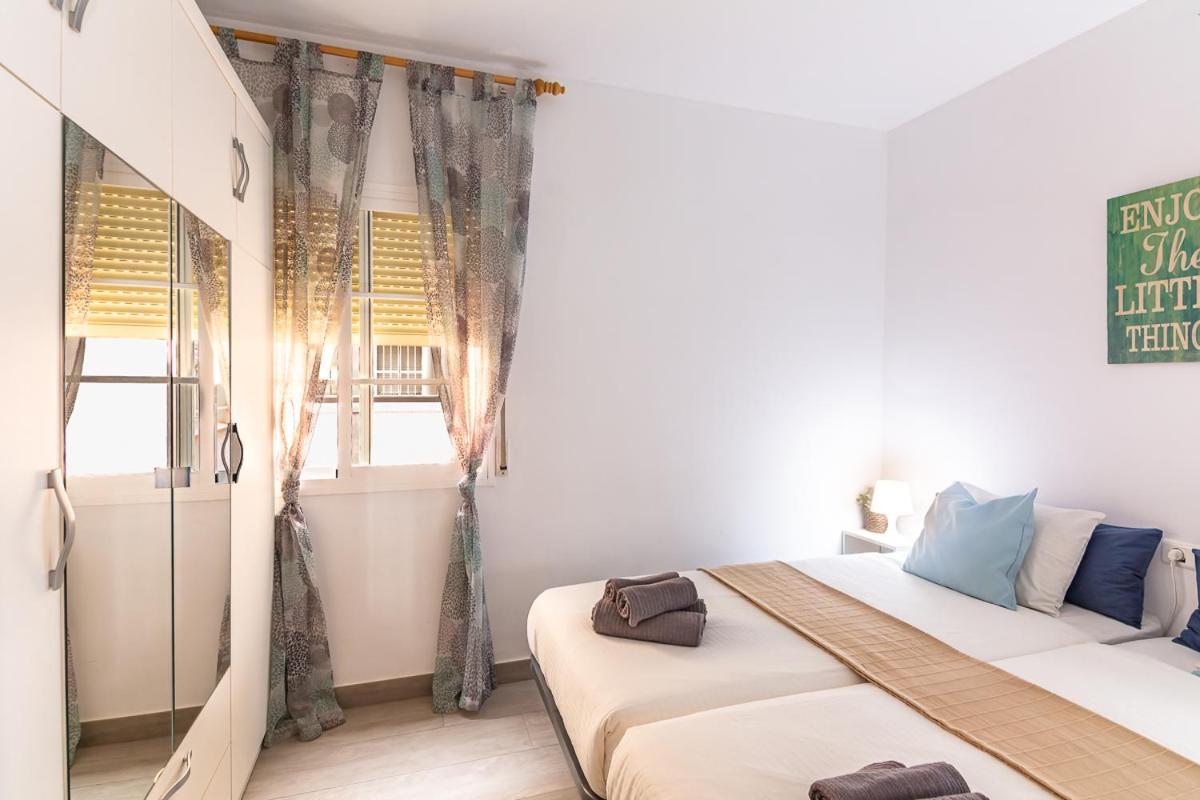 Andaluz Apartments Toboso Нерха Екстериор снимка